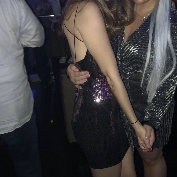 Bodycon sequin dress! - Picture 3 of 3